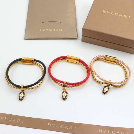 宝格丽Serpenti Forever系列皮革蛇头手链 18K玫瑰金钛钢手环情侣饰品手镯跨境