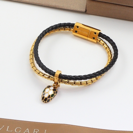 宝格丽Serpenti Forever系列皮革蛇头手链 18K玫瑰金钛钢手环情侣饰品手镯跨境