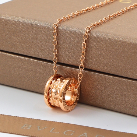 宝格丽慈善款小红人铆钉弹簧项链 情侣明星款锁骨链钛钢批发