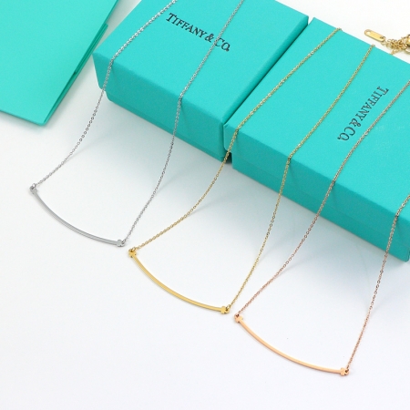 蒂芙妮18K明星同款笑脸项链 钛钢微笑女锁骨链