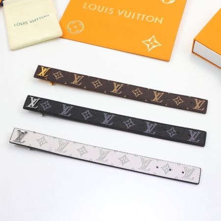 LV立体金属字母手环 欧美时尚表带钛钢手镯情侣饰品批发