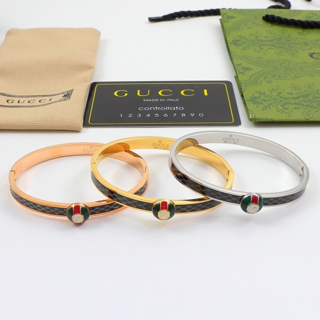 古驰立体字母手镯 钛钢镀18K玫瑰金手环女士彩金手环批发